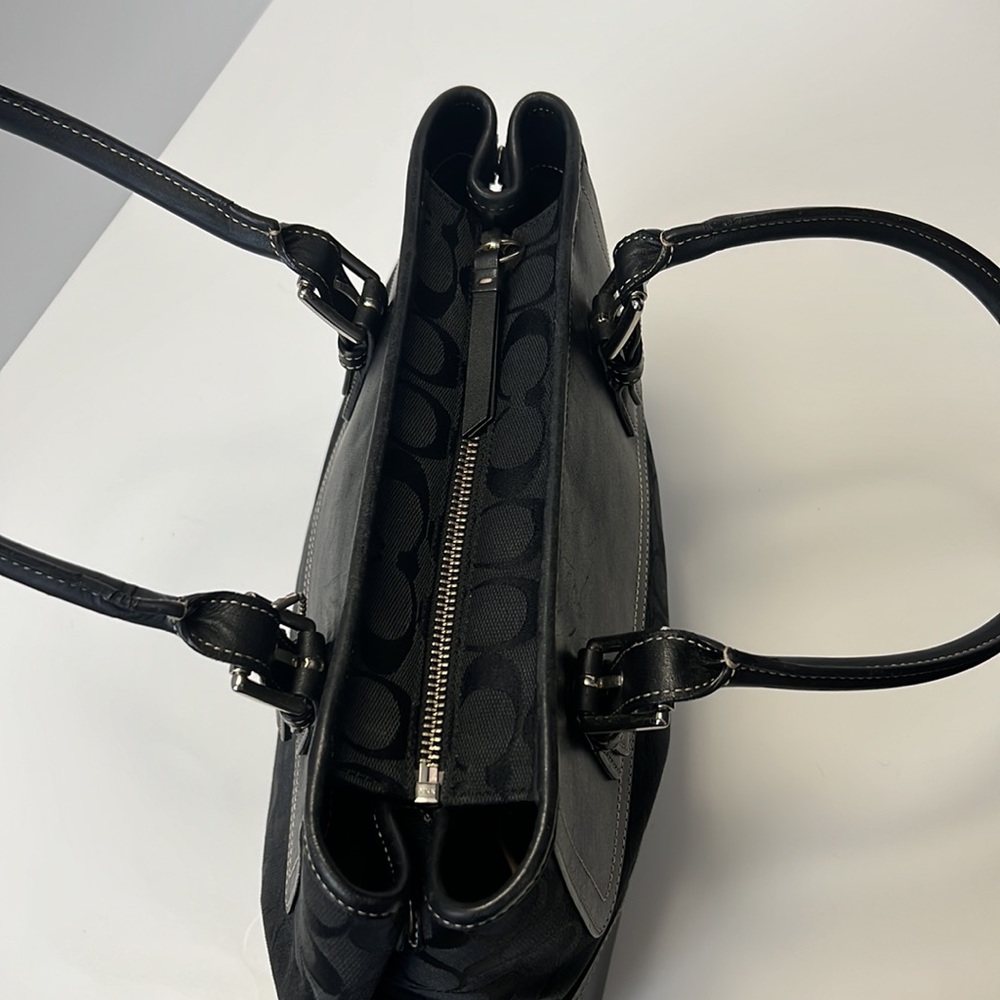 Authentic Coach Black Signature tote F11220 - Picture 3 of 16